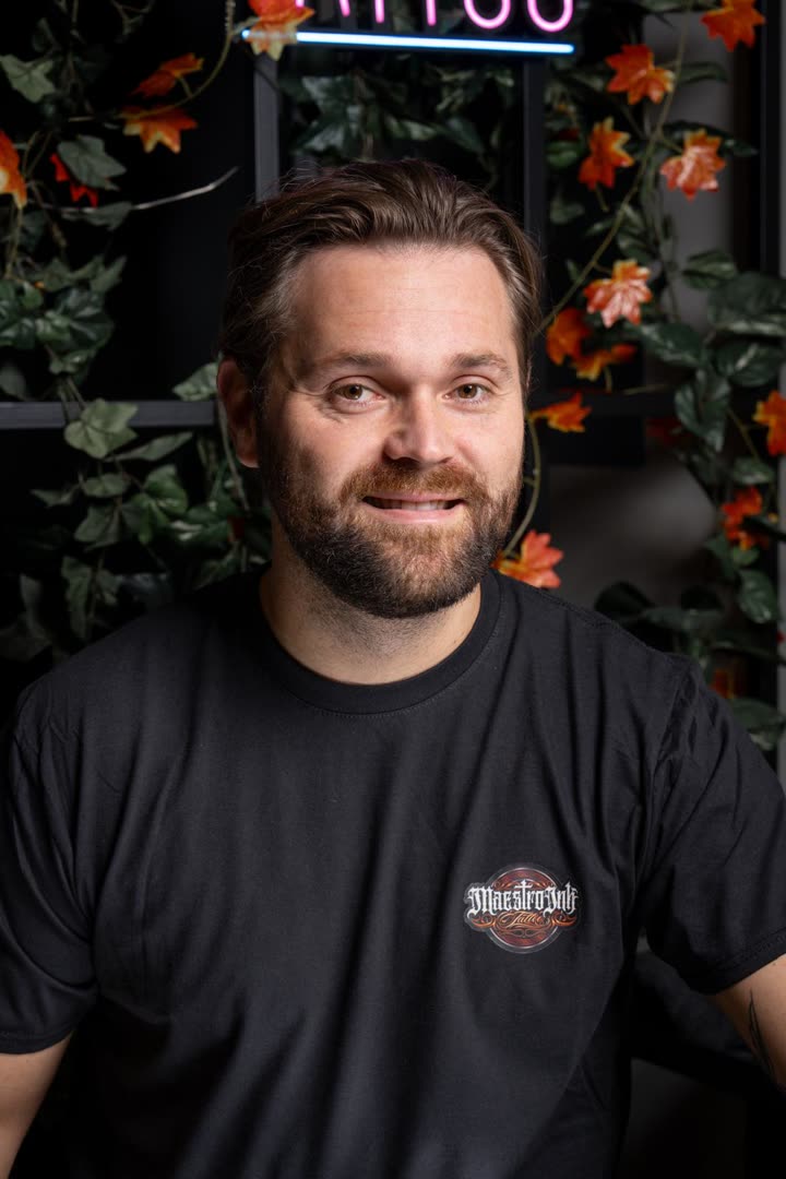 Tim, artiest bij Maestro Ink